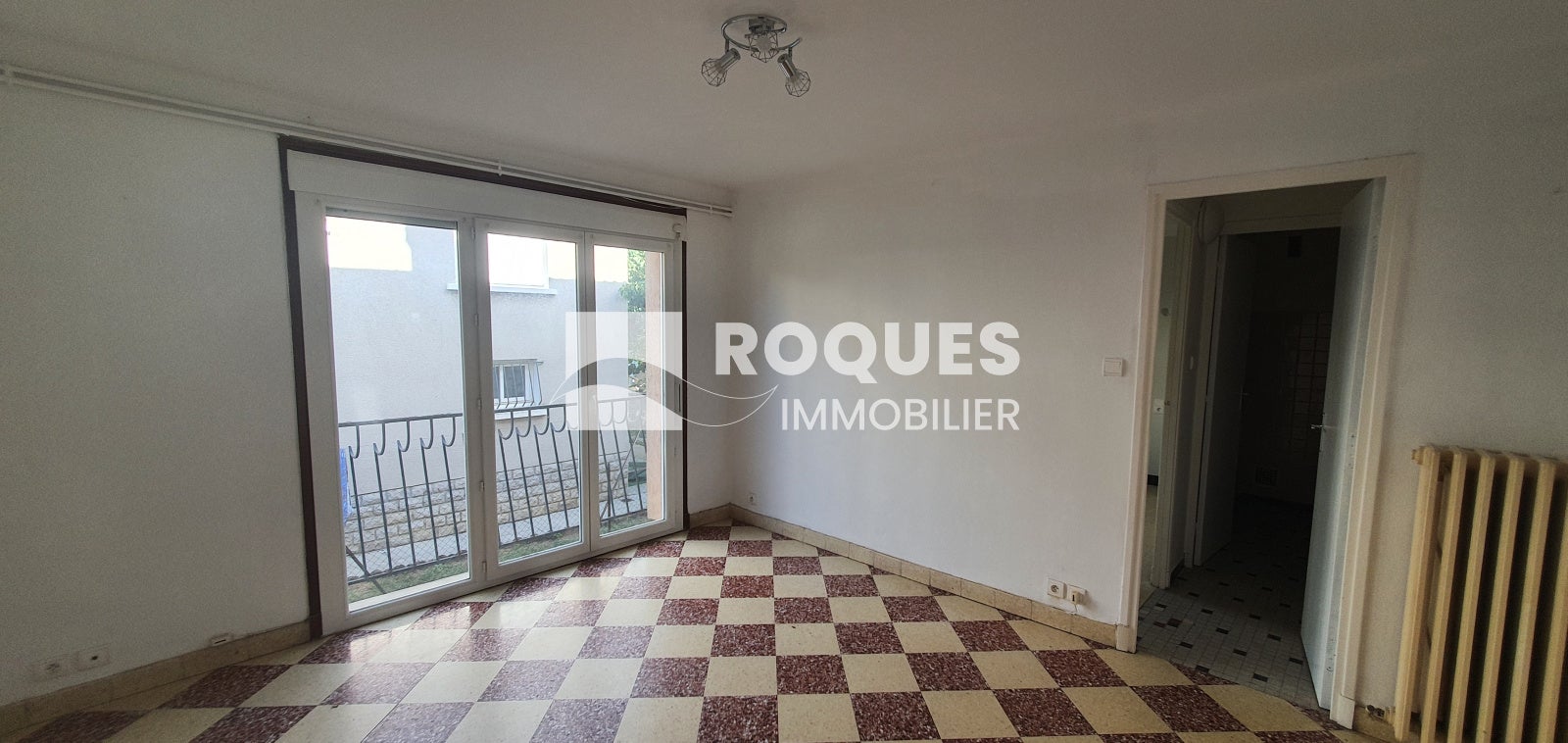 Flat Rue Claude Peyrot in Millau