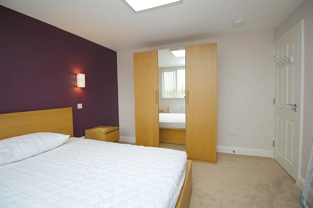 Room Forest Road in Charnwood