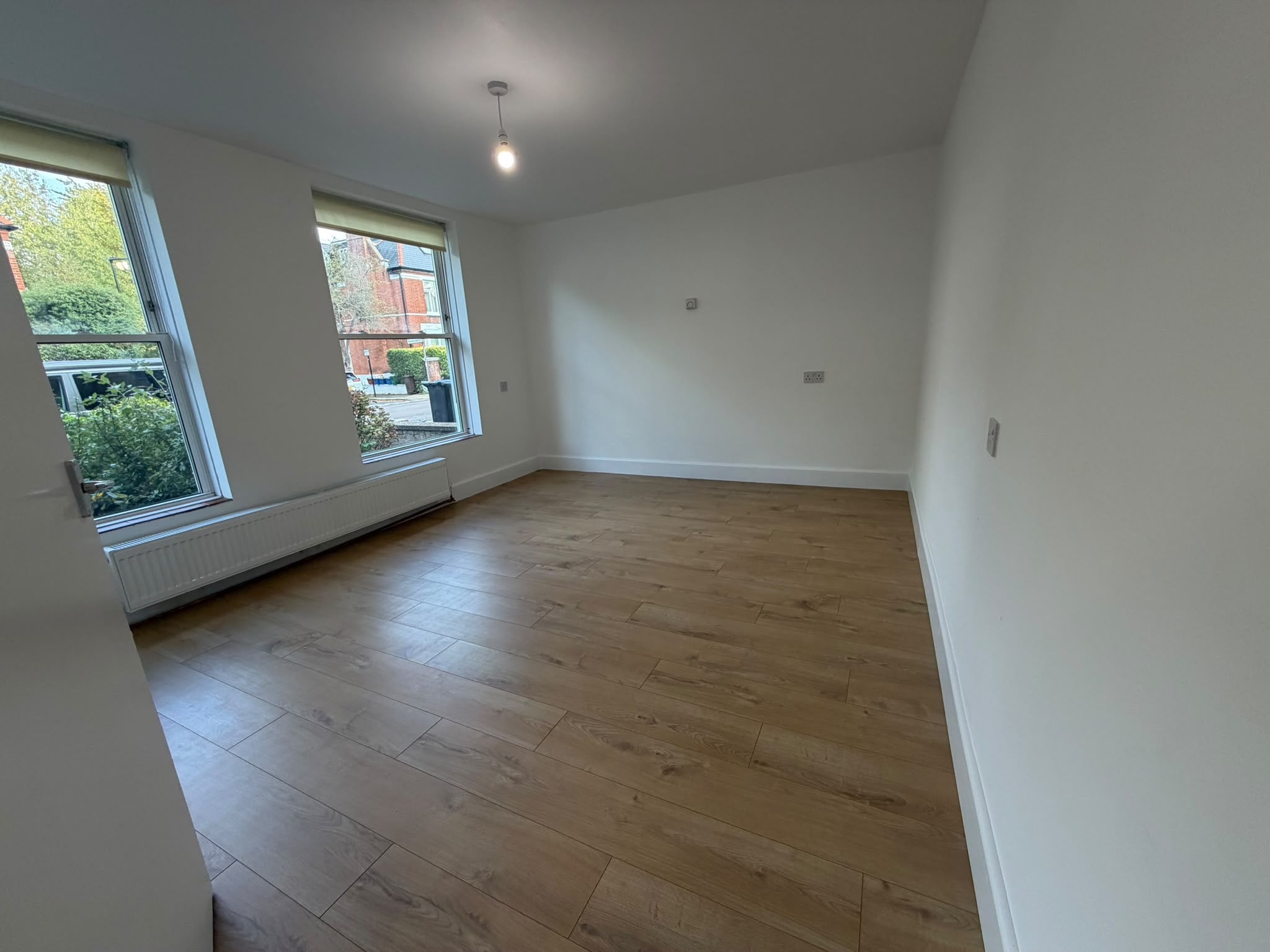 Flat Marlborough Road in Greater London
