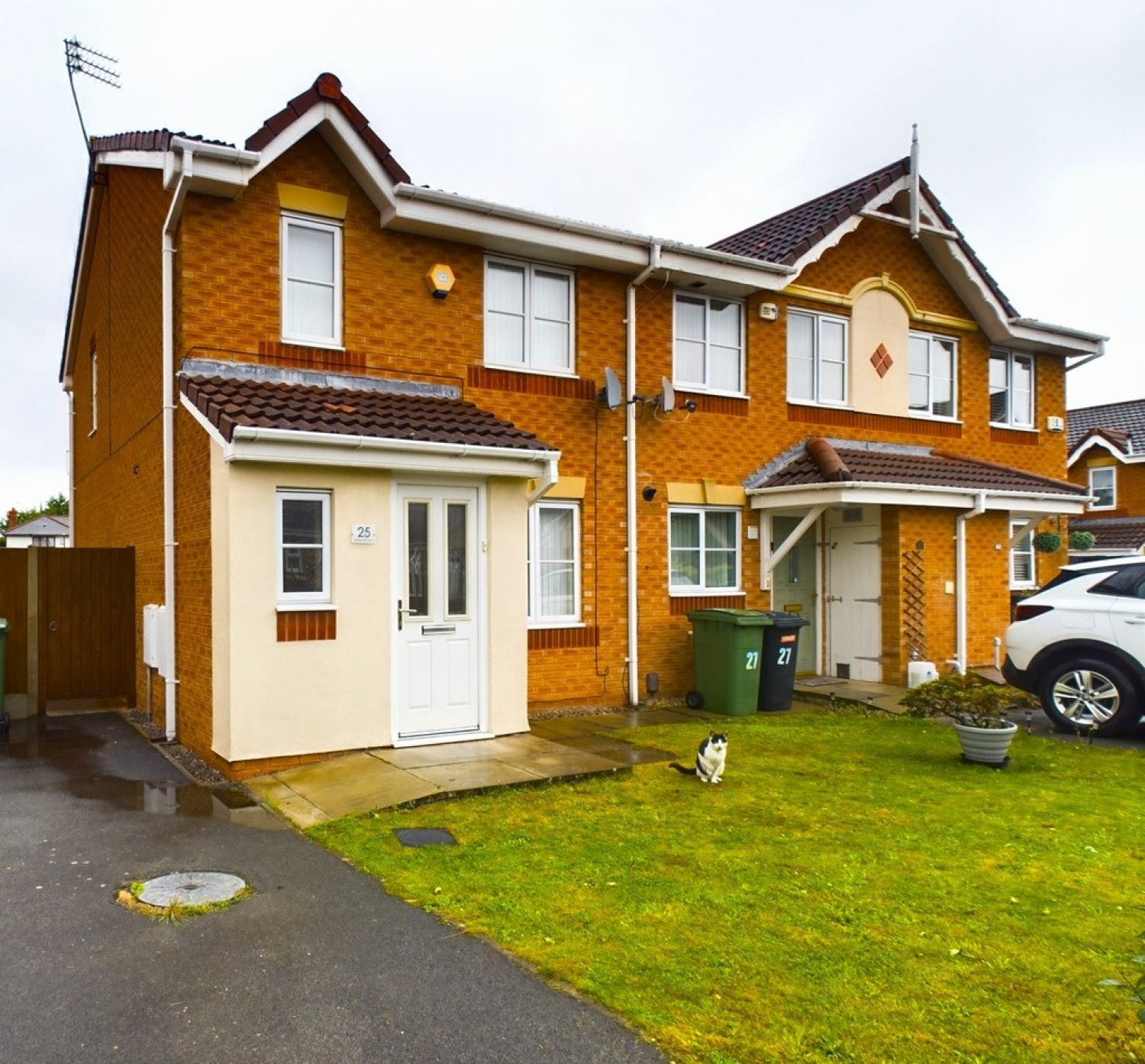 House Benbow Close in Birkenhead