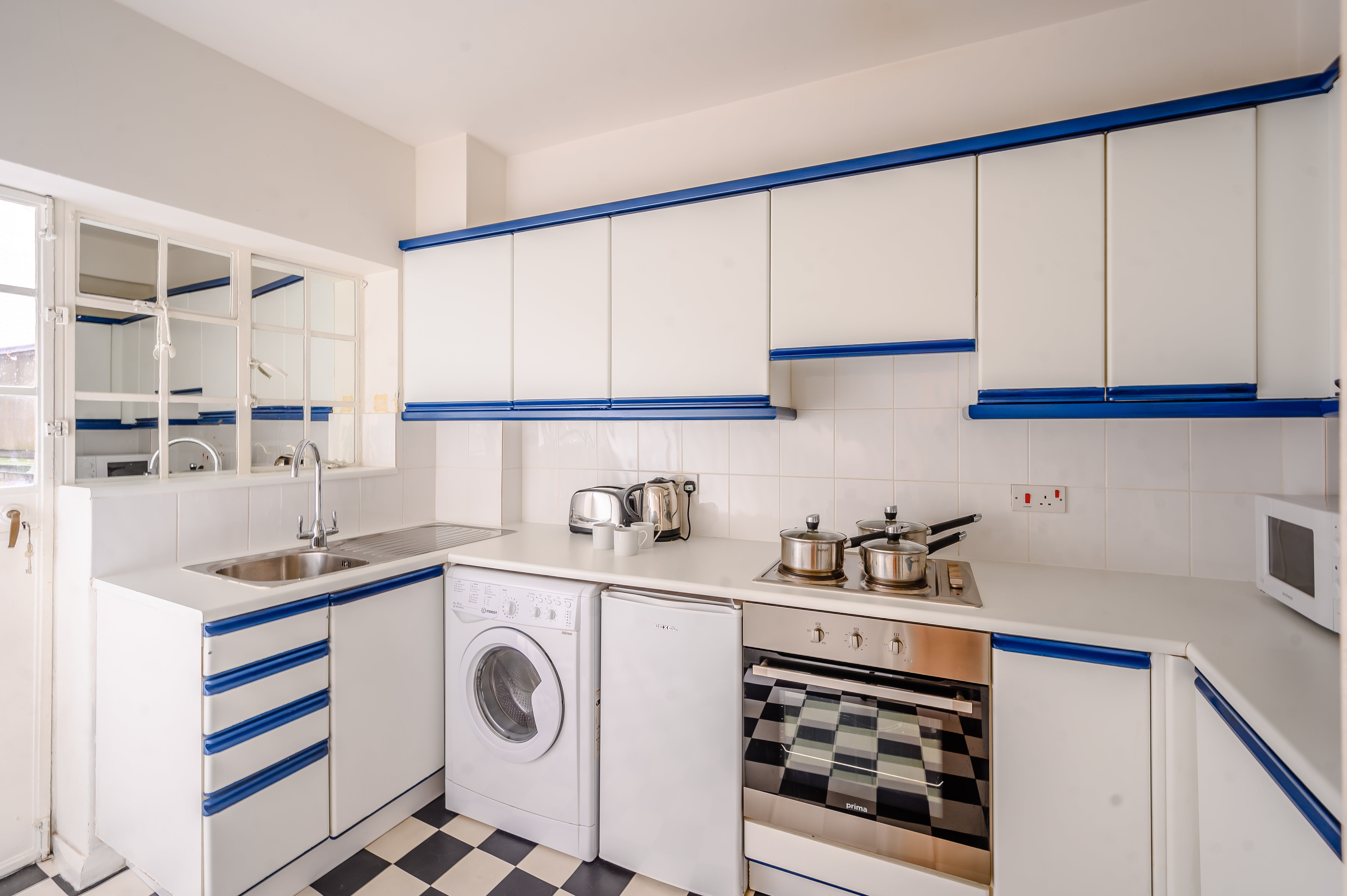 Flat Fulham Road in Greater London