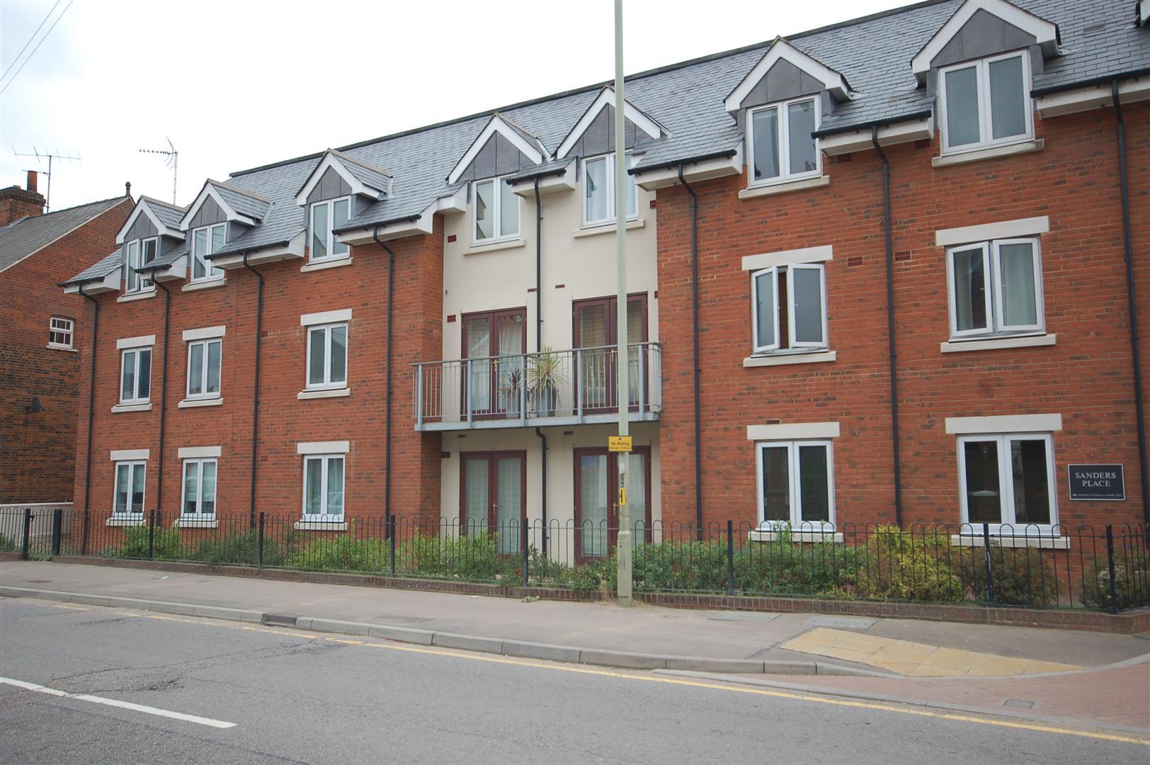 Flat Walsworth Road in North Hertfordshire