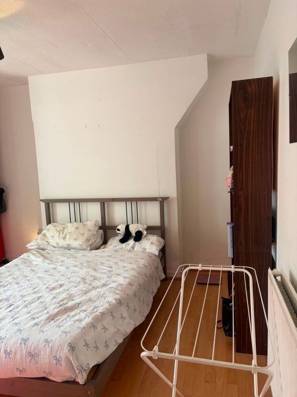 Room Tiverton Street in Greater London