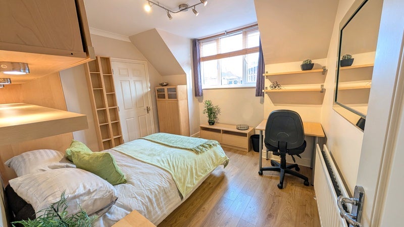 Room Regent Street in Rugby