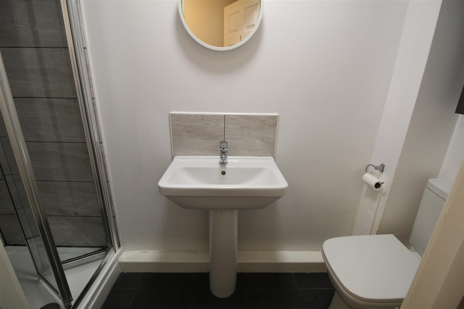 Flat Annesley Grove in Nottingham