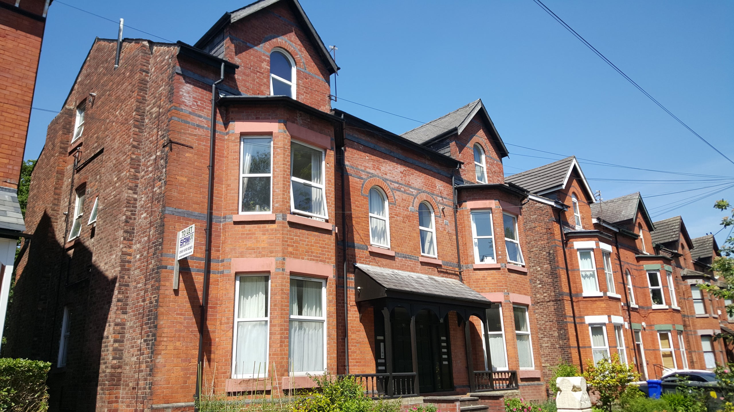 Flat Clyde Road in Manchester