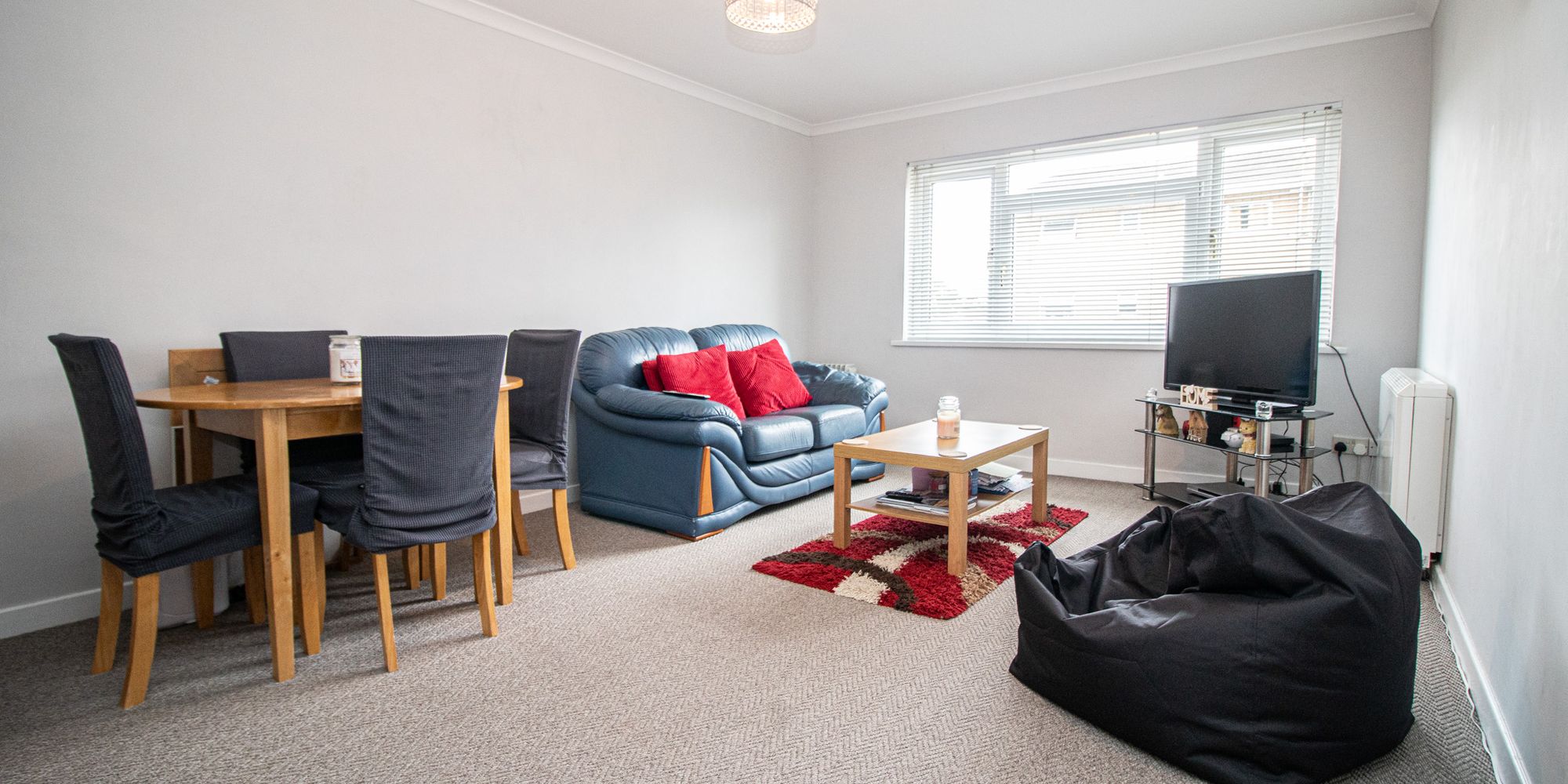 Flat Trewartha Court in Cardiff