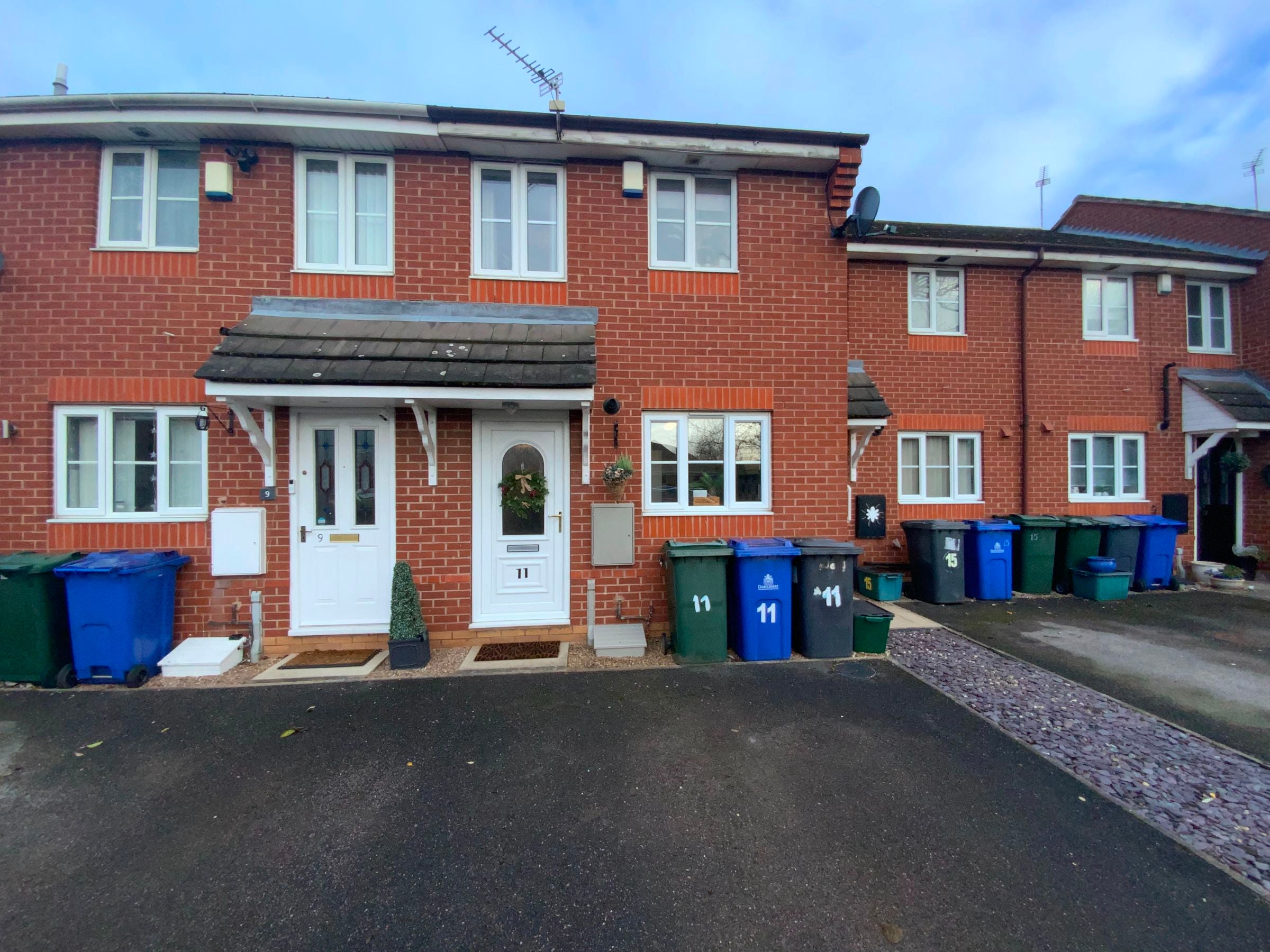 House Astcote Court in Doncaster