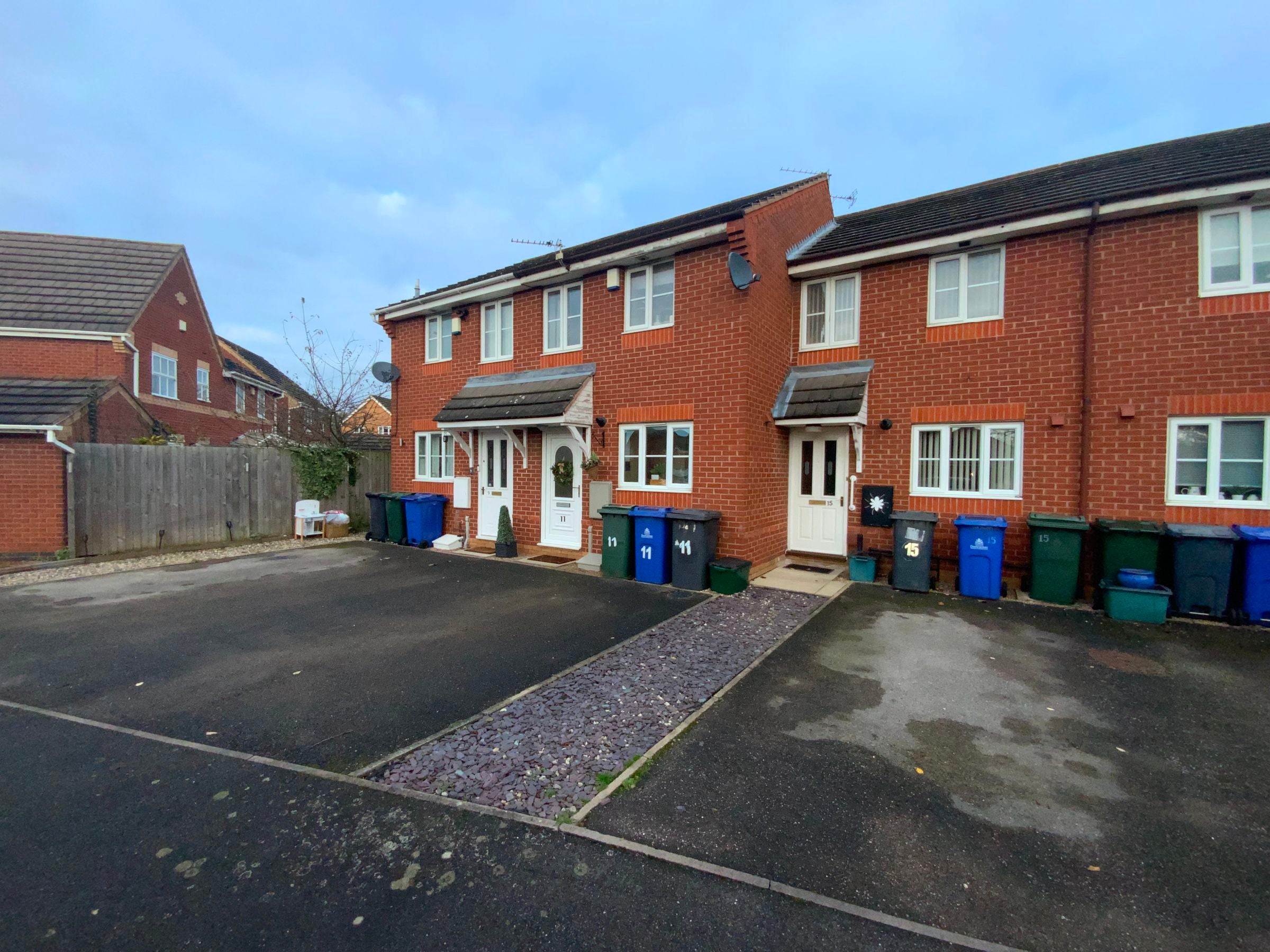 House Astcote Court in Doncaster