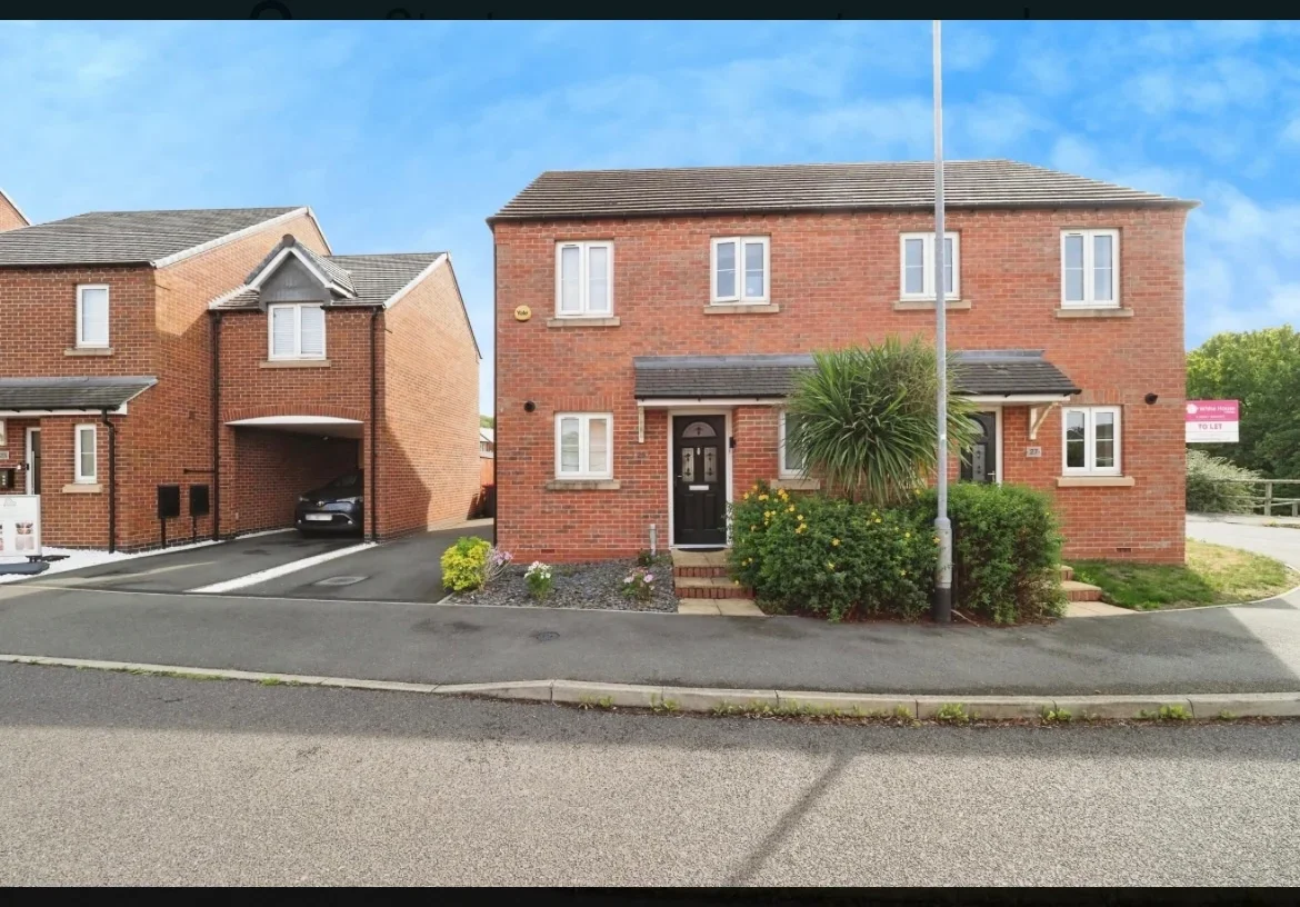House Adams Park Way in Ashfield