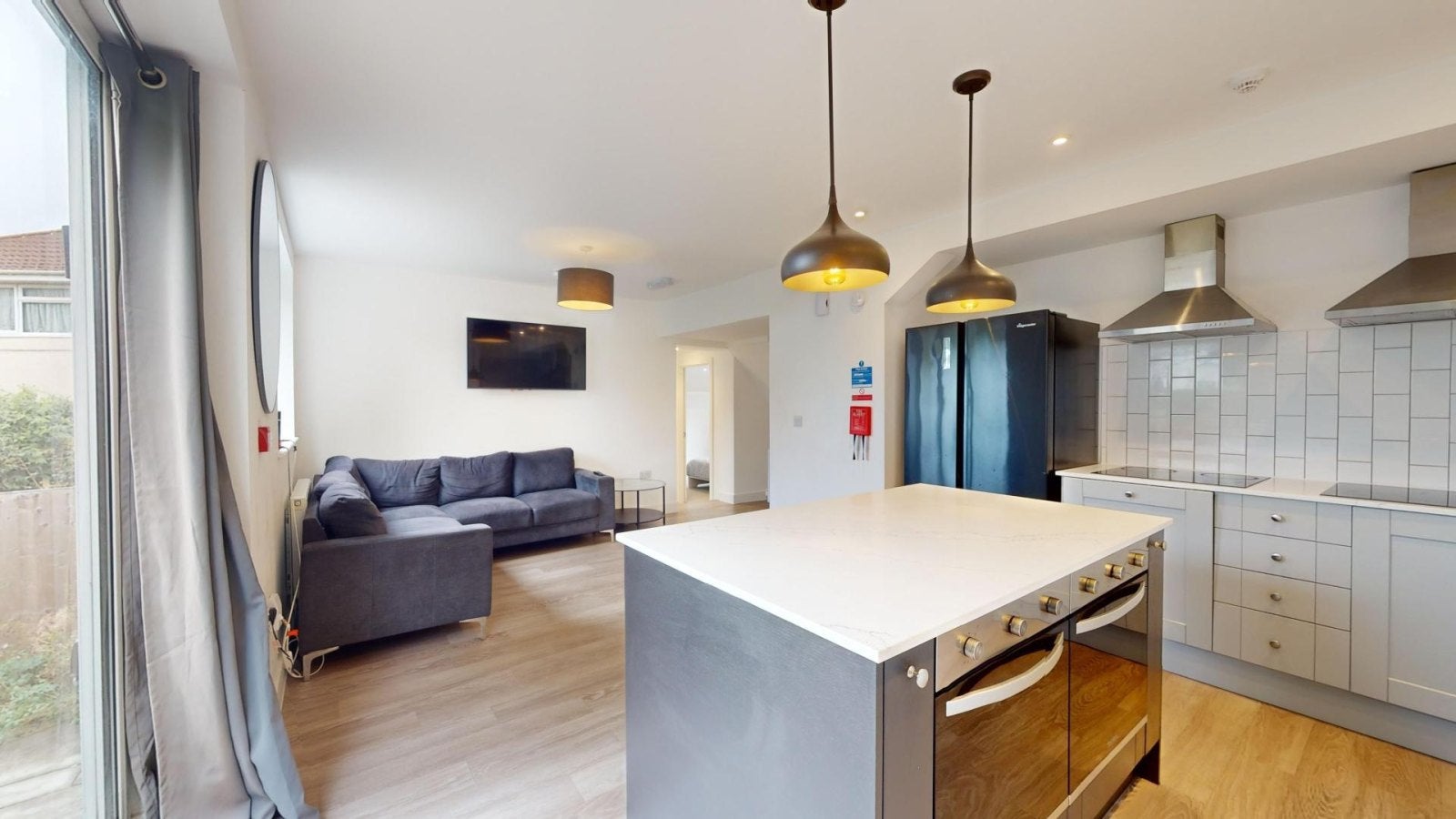 House Braemar Avenue in Bristol