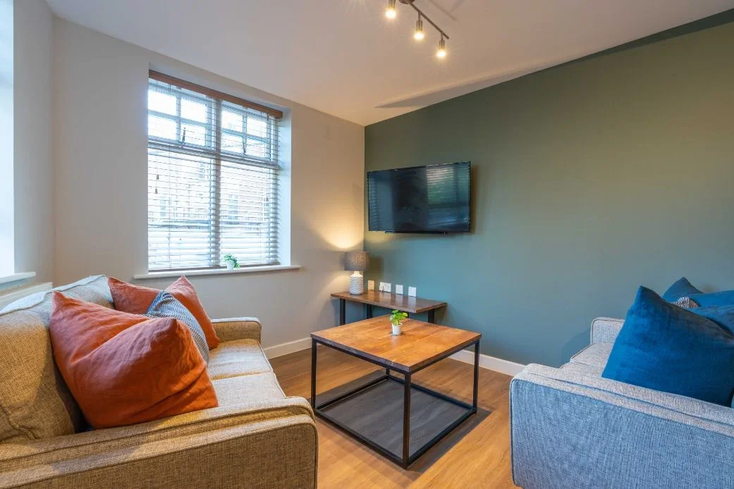 Flat Jesmond Road in Newcastle upon Tyne