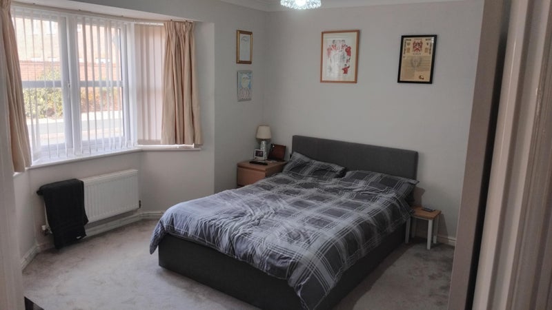 Room Clay Pitts Boulevard in Warwick