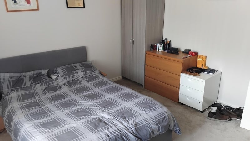 Room Clay Pitts Boulevard in Warwick