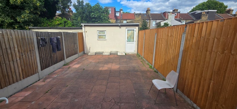 Room Katherine Road in Greater London