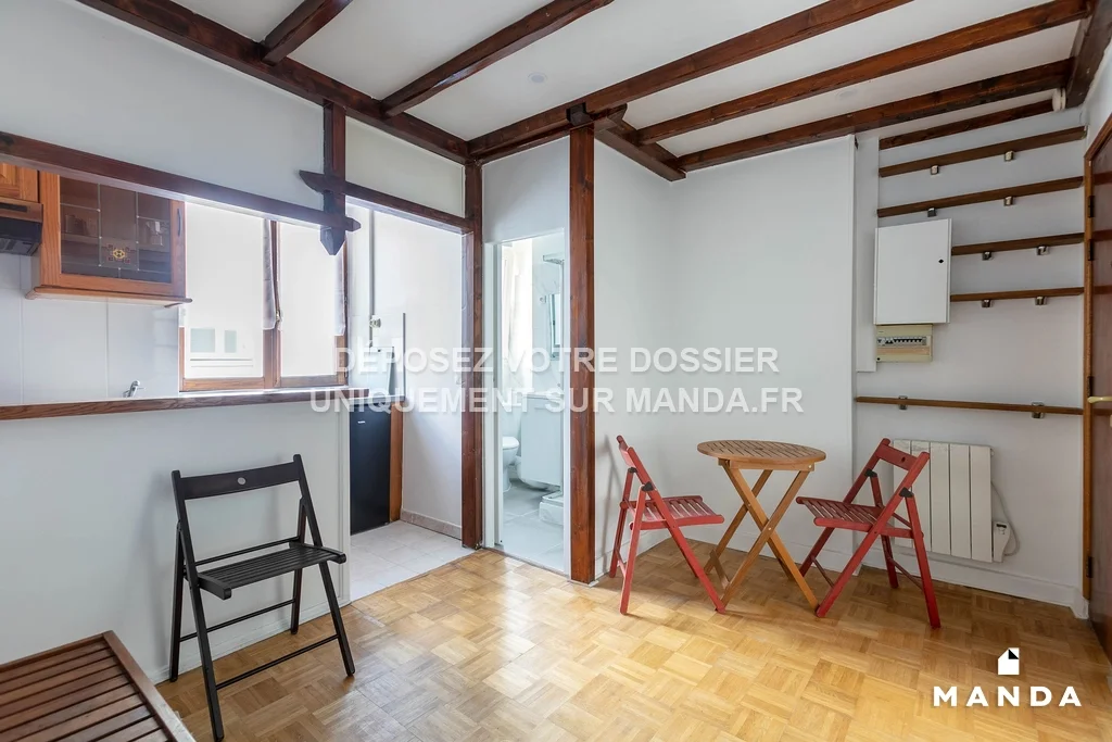 Flat Rue Sainte-Marthe in Paris