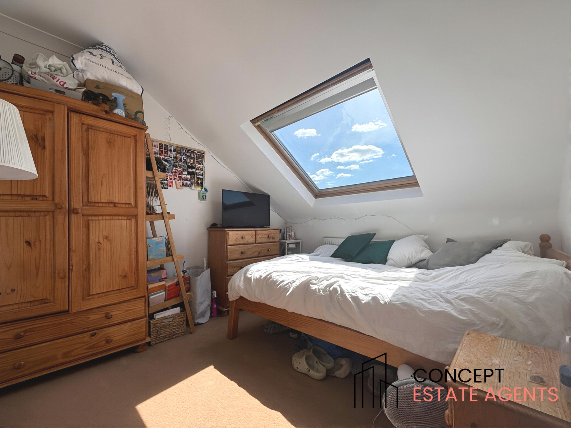 Flat Tooting Bec Road in Greater London