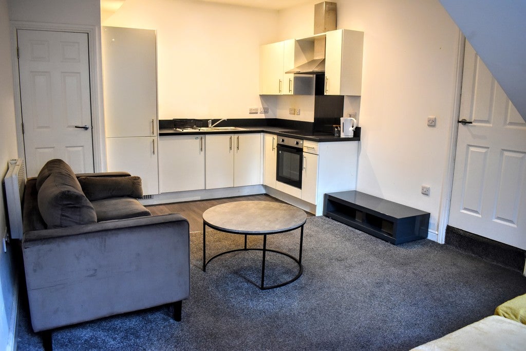 Flat Carill Drive in Manchester