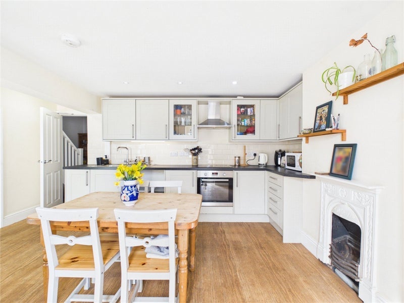 Room Cotswold Road in Bristol