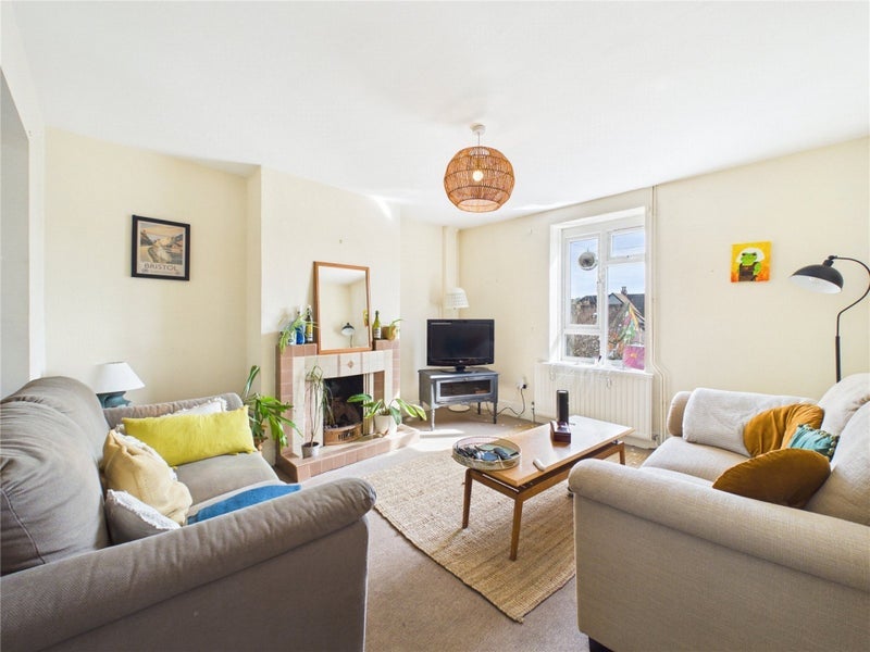 Room Cotswold Road in Bristol