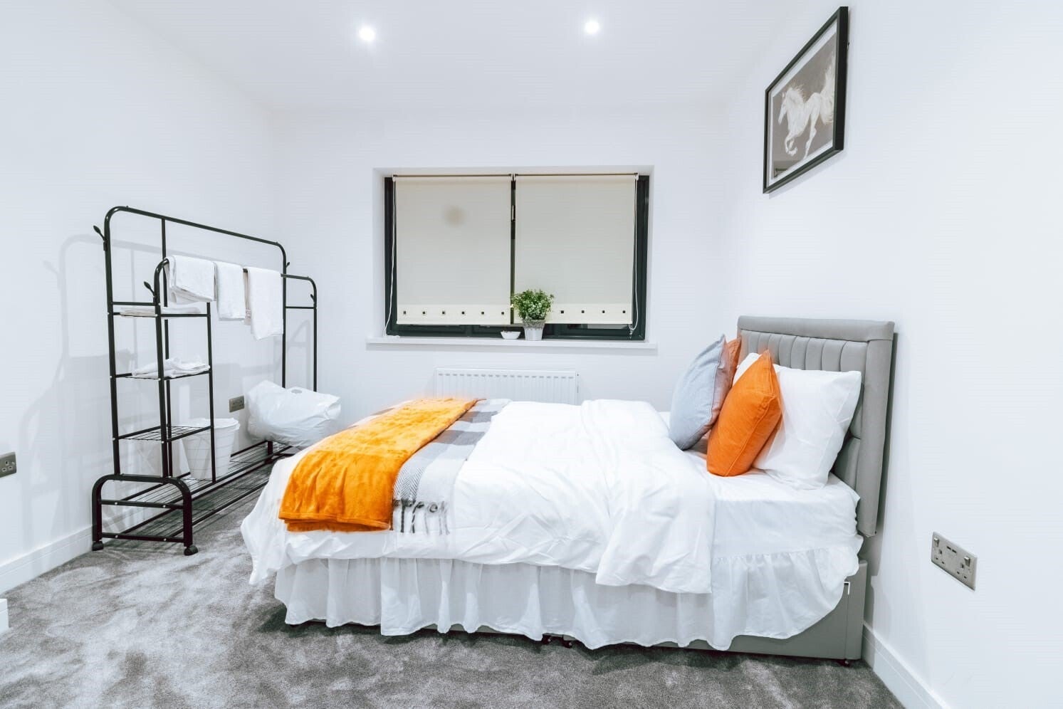 Flat Banstead Road in Greater London