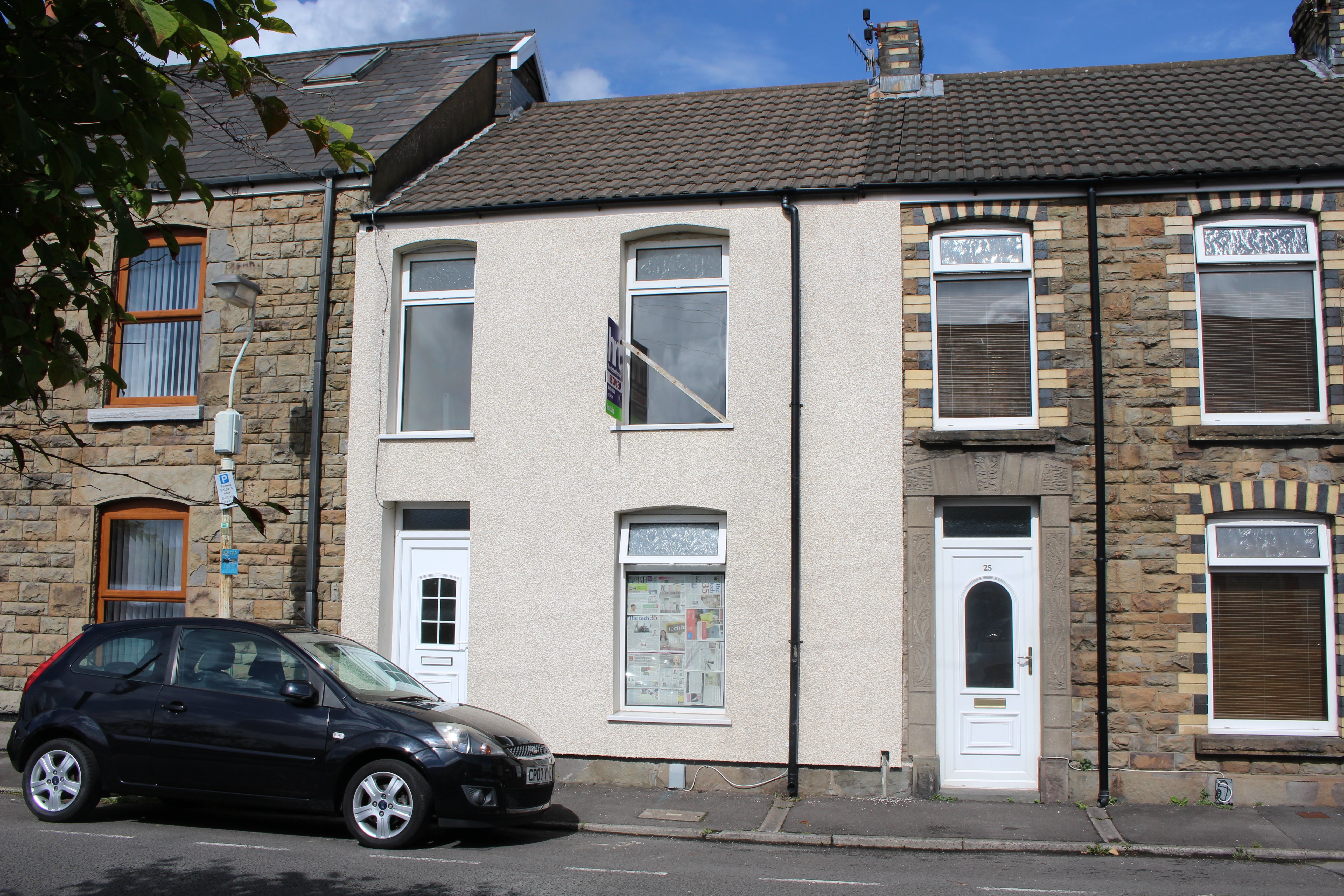 House Bartley Terrace in Swansea