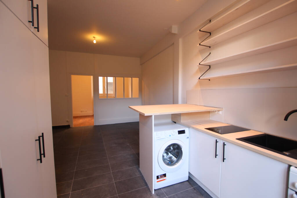 Flat Rue Dedieu in Villeurbanne