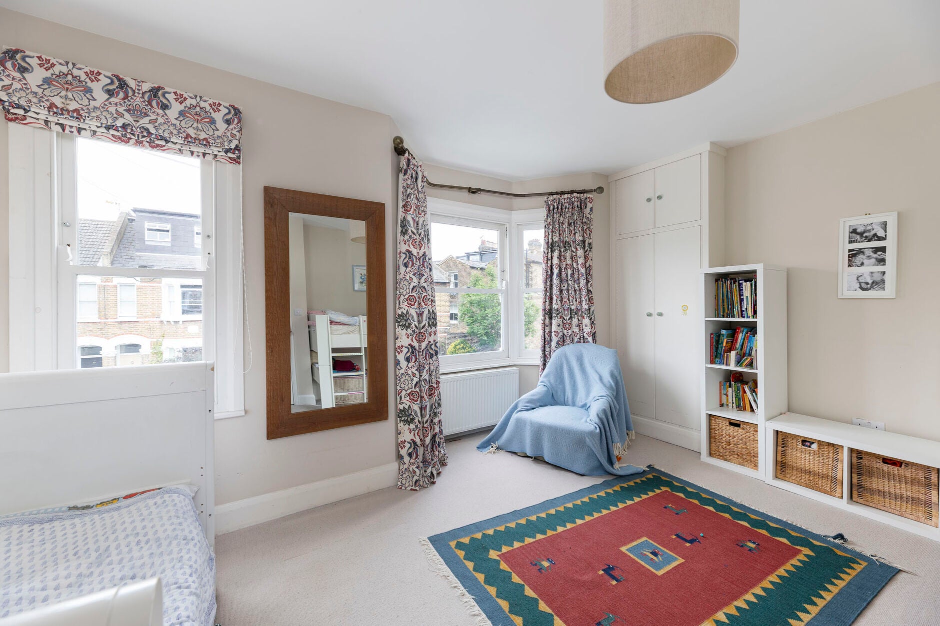 House Starfield Road in Greater London