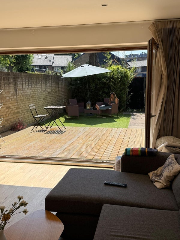 Room Park Street in Greater London