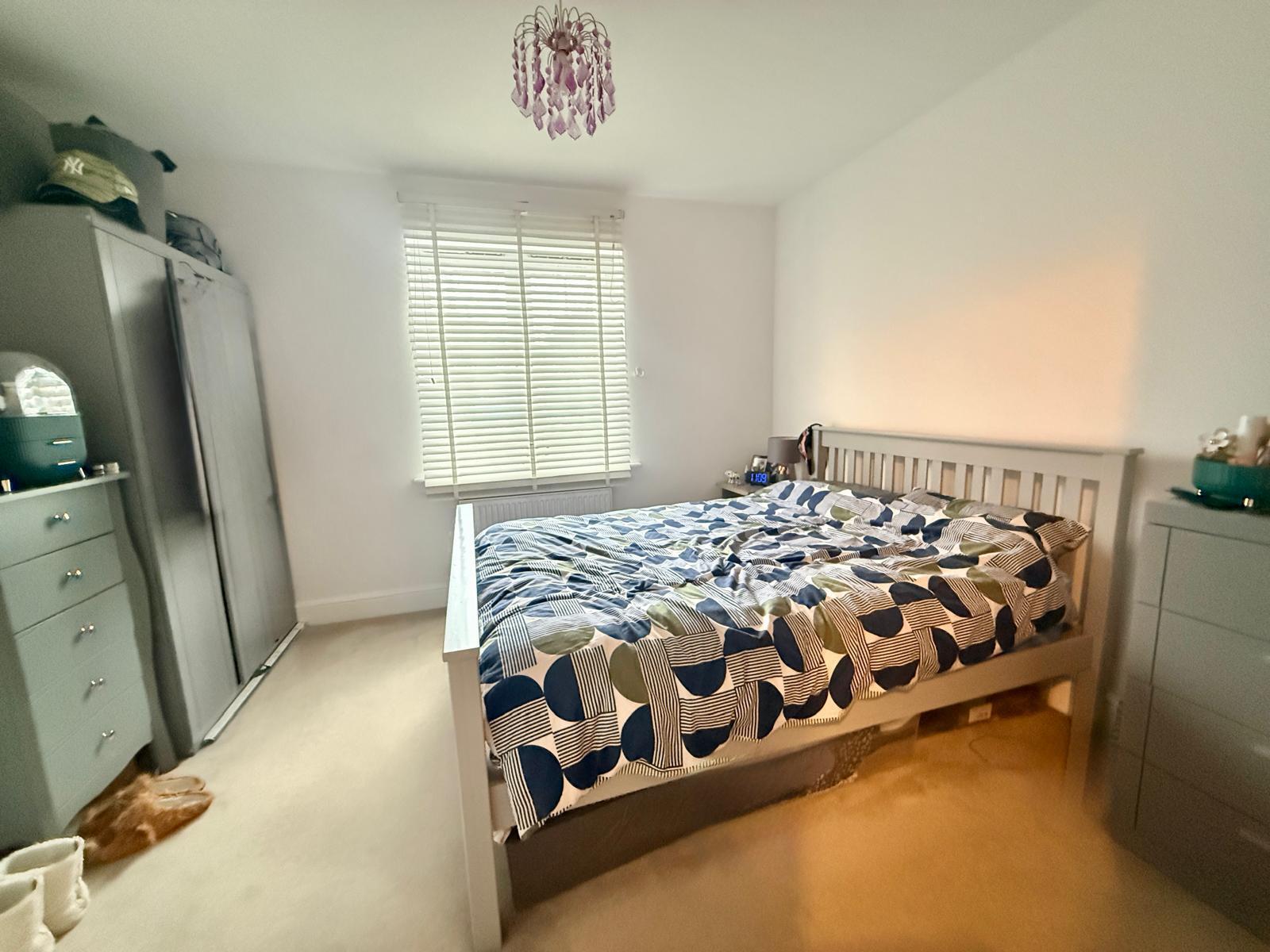 Flat Bramley Avenue in Wealden