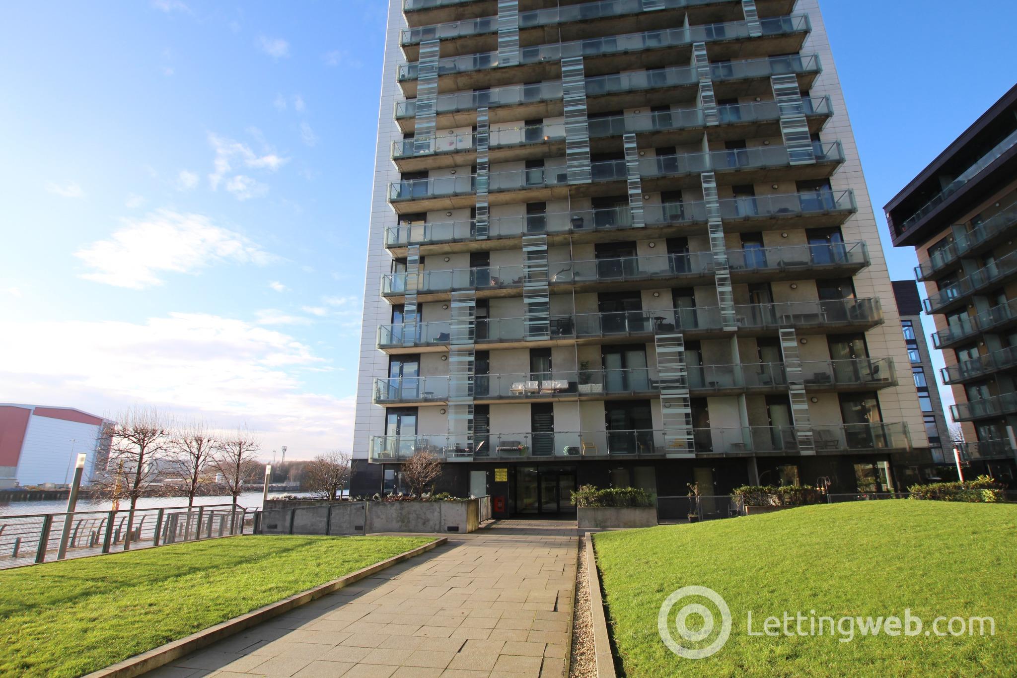 Flat Meadowside Quay Walk in Glasgow