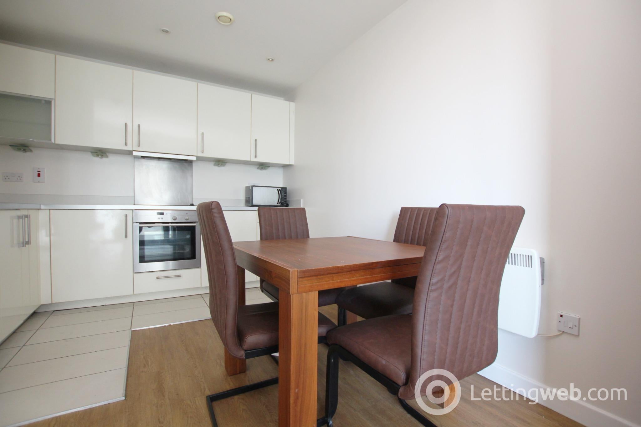 Flat Meadowside Quay Walk in Glasgow