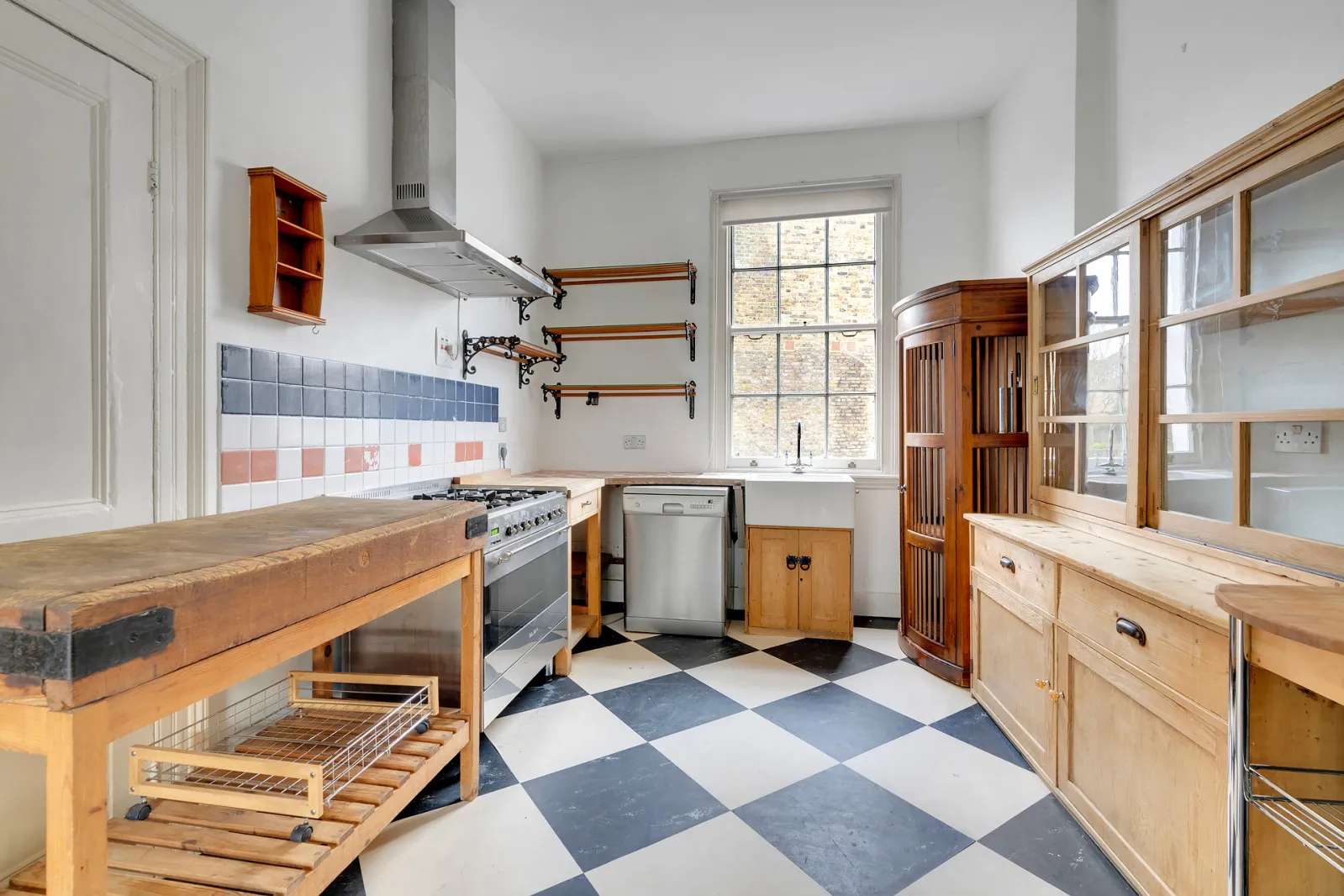 Flat Delancey Street in Greater London