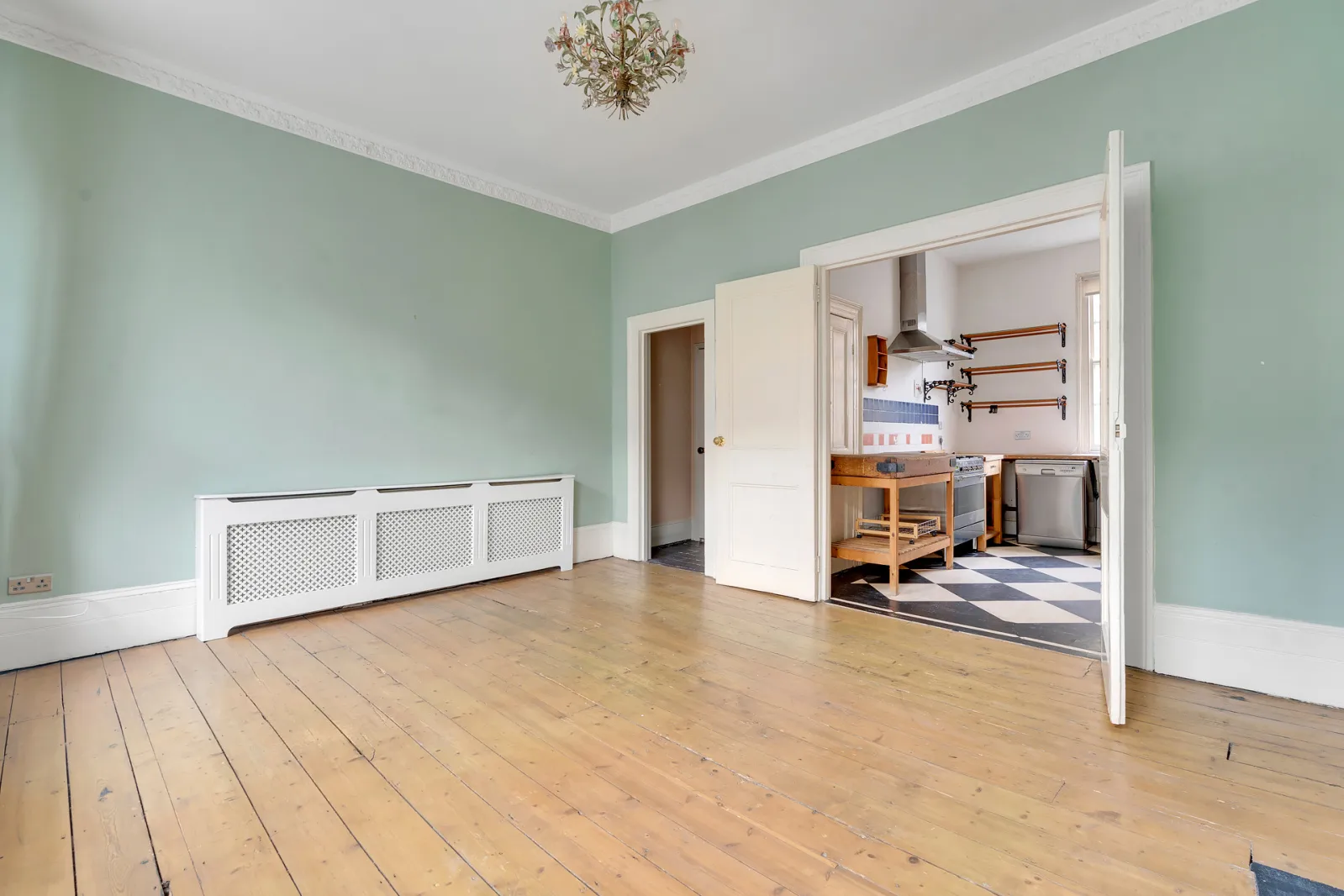 Flat Delancey Street in Greater London
