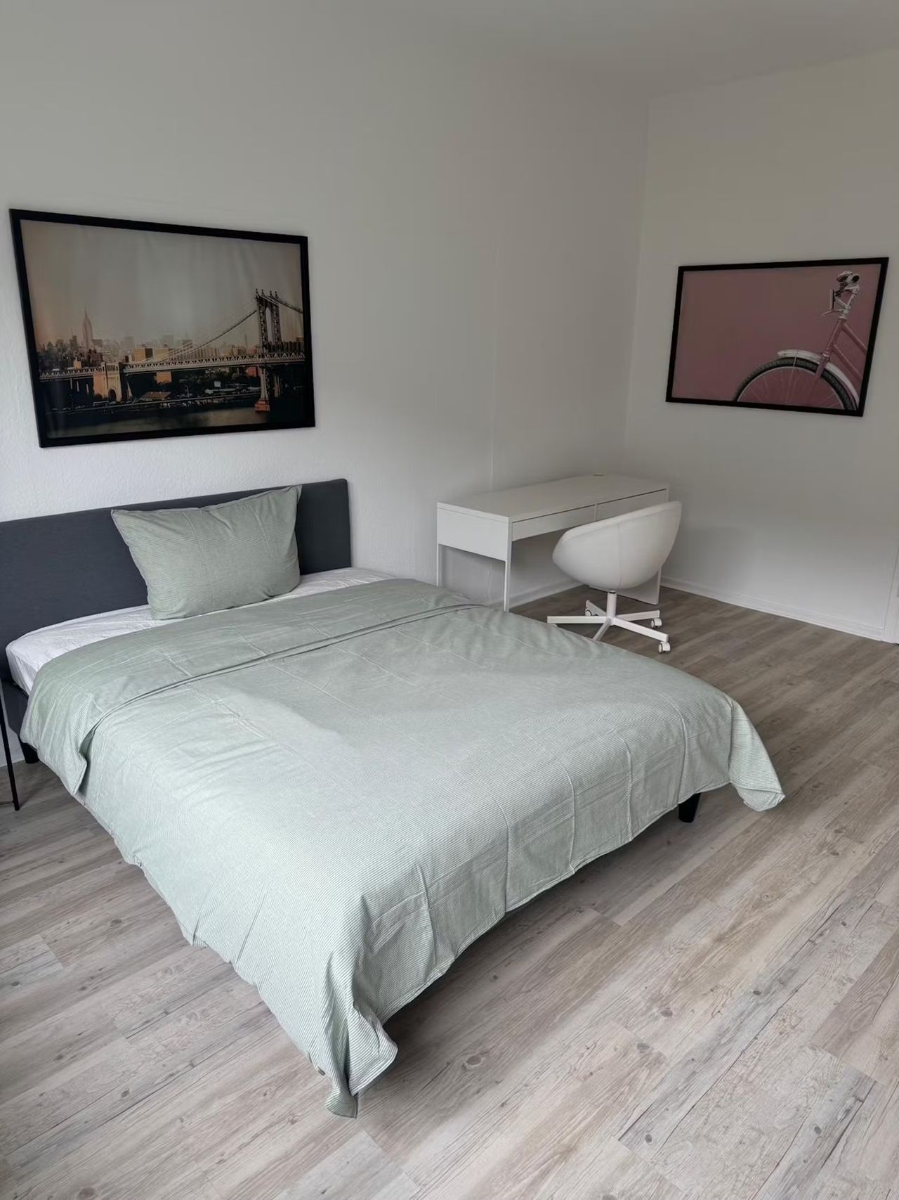 Zimmer Luegallee in Düsseldorf