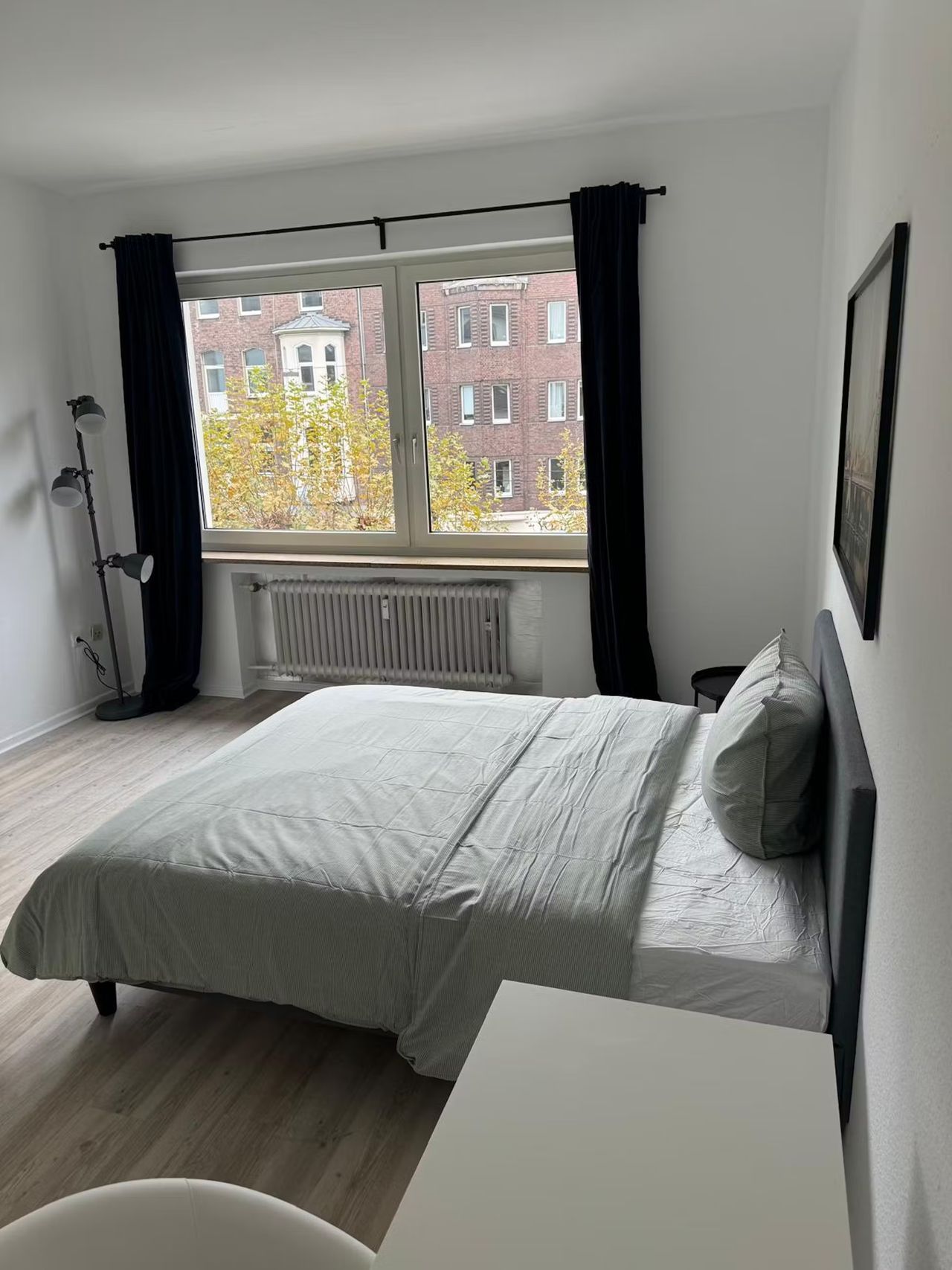 Zimmer Luegallee in Düsseldorf