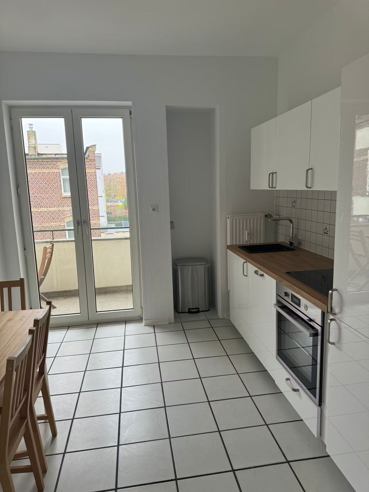 Zimmer Luegallee in Düsseldorf