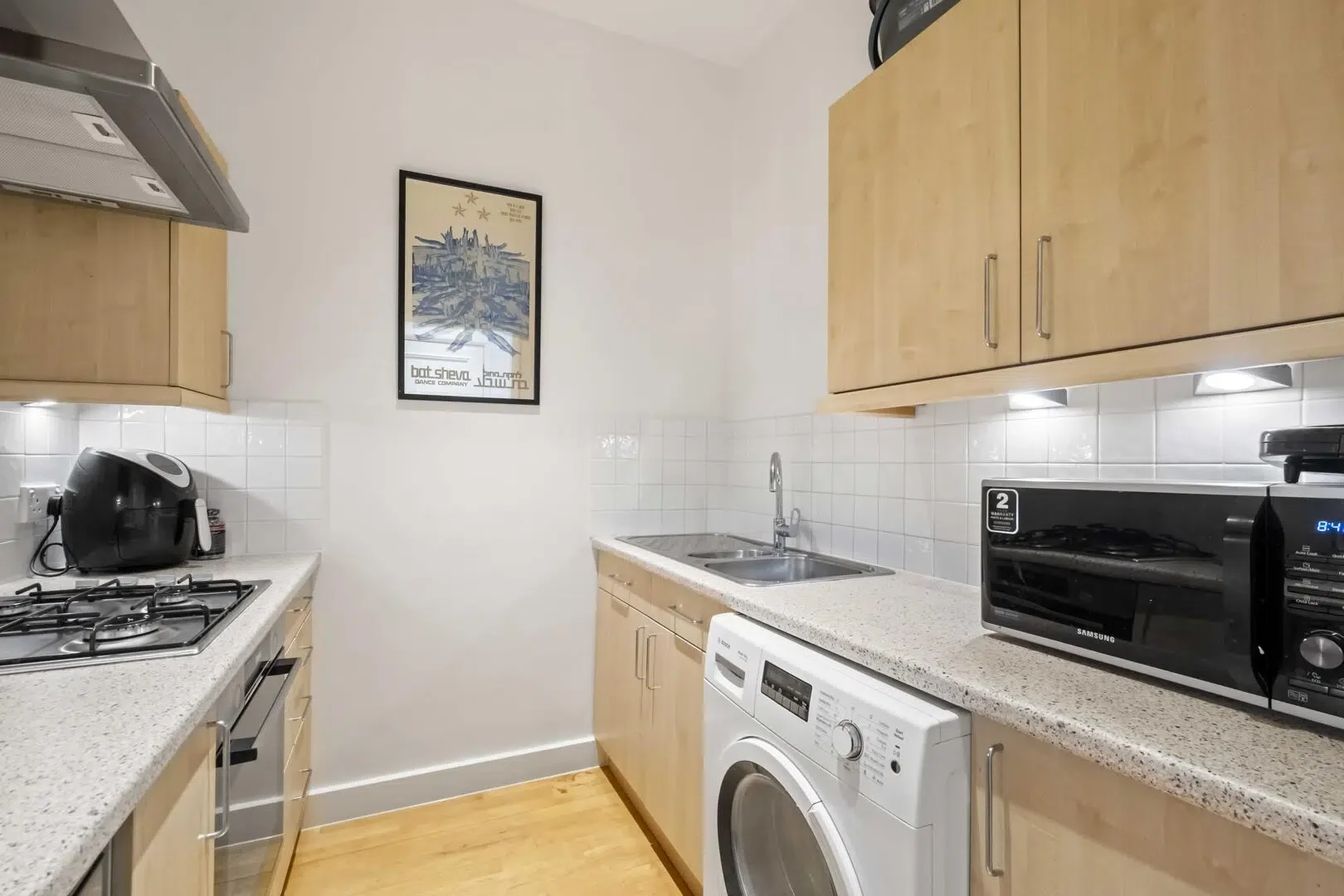 Flat Greyhound Road in Greater London