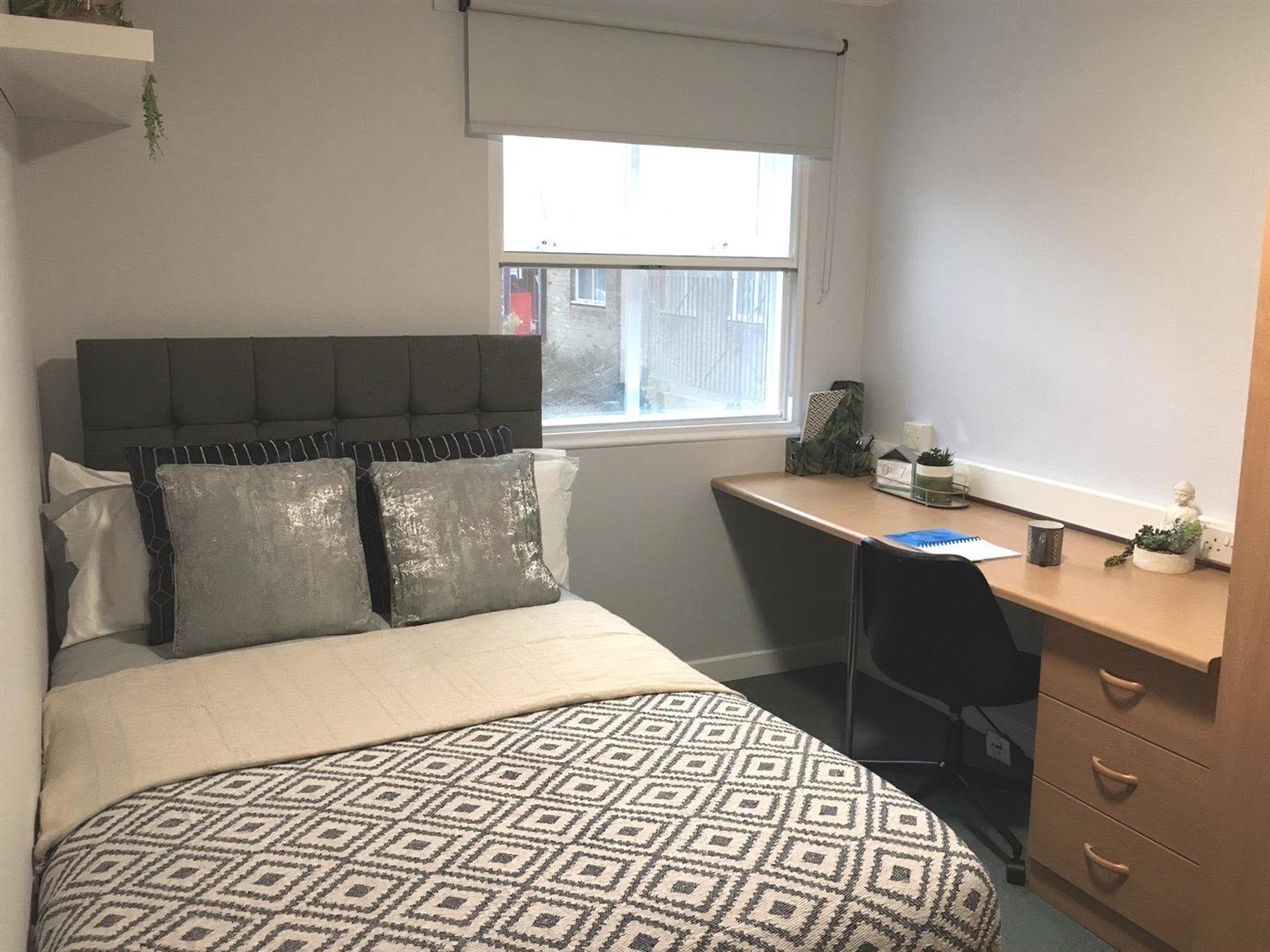House Amersham Vale in Greater London
