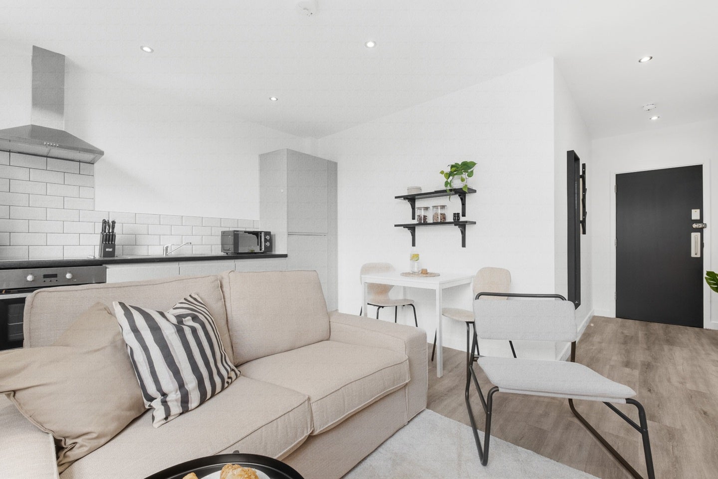 Flat Kenilworth Road in Metropolitan Borough of Solihull