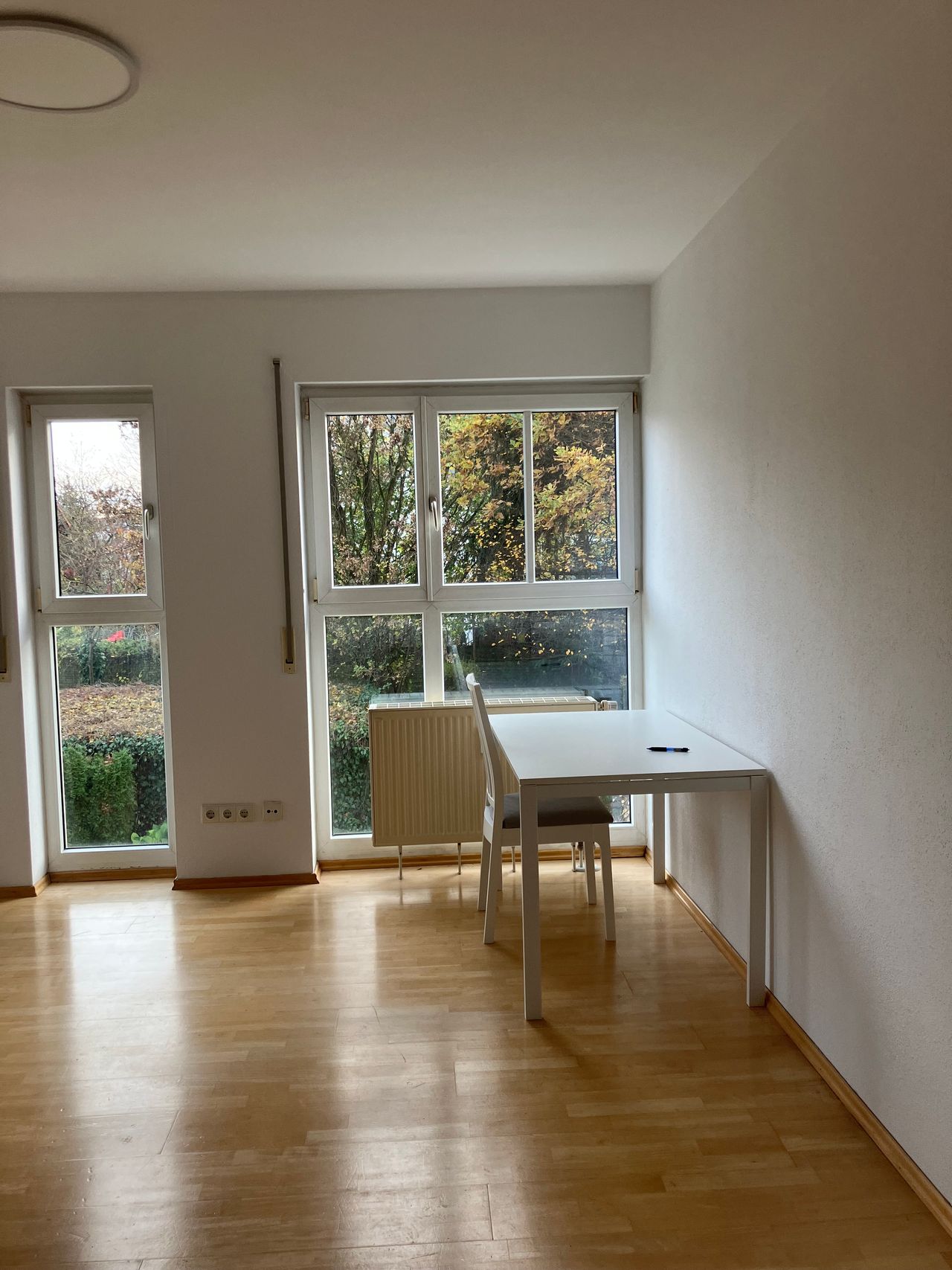 Zimmer Bodenseestraße in München