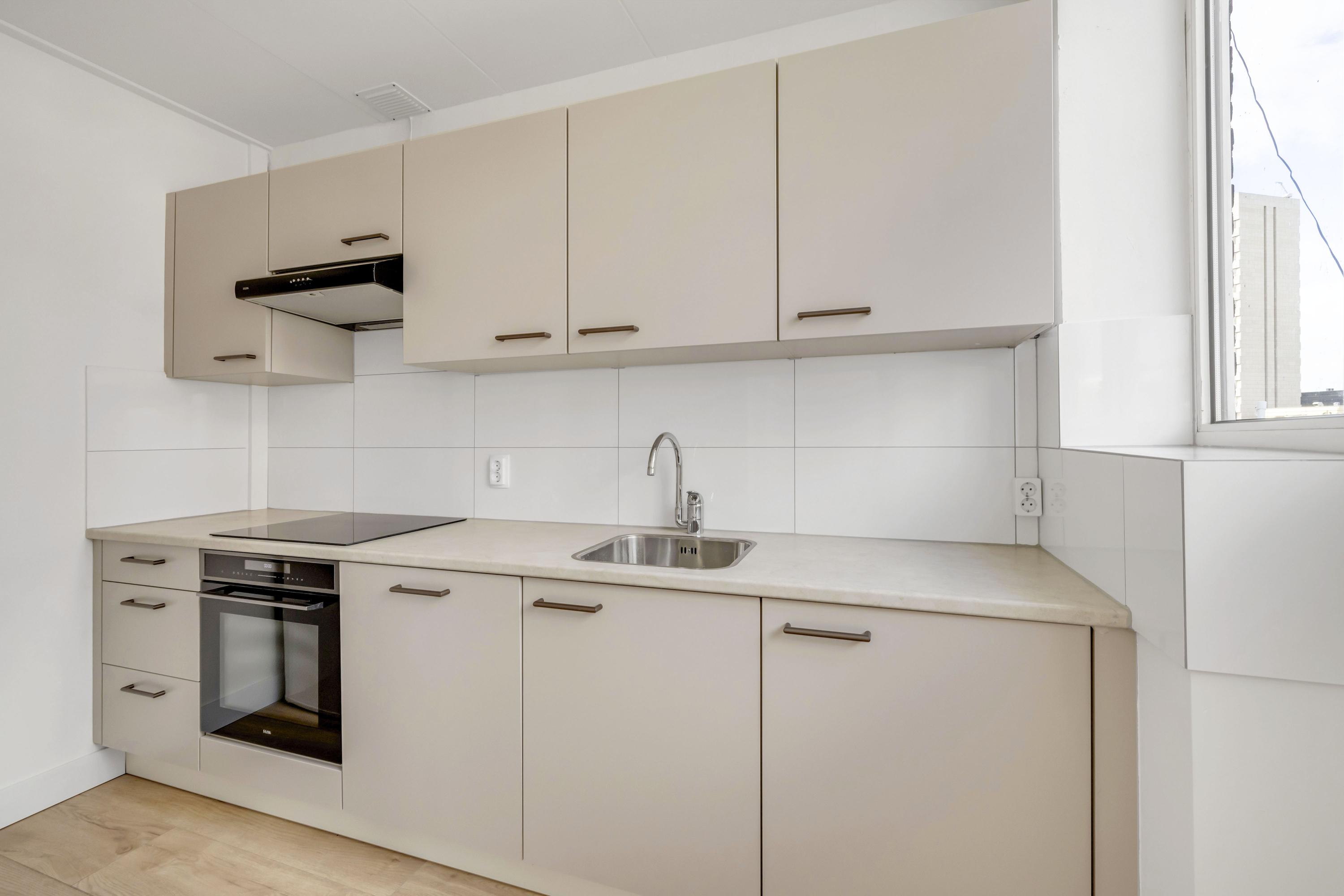 Appartement te koop: Singel 143A, Schiedam