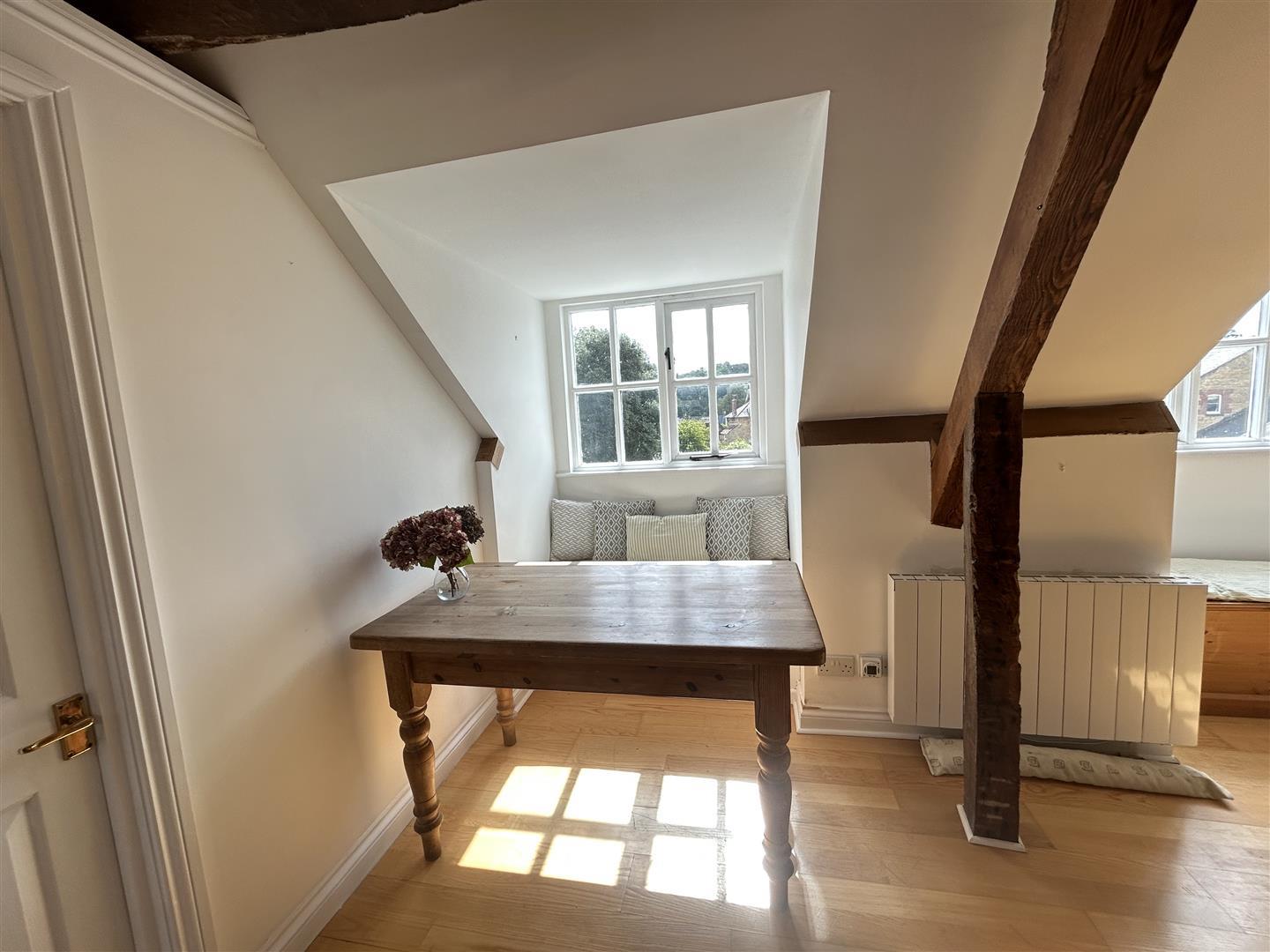Flat South Street in Sherborne