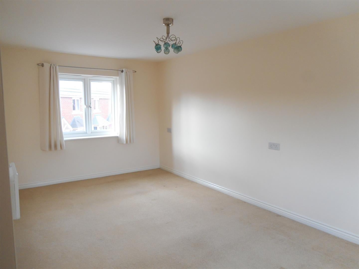 Flat Pacific Way in Derby