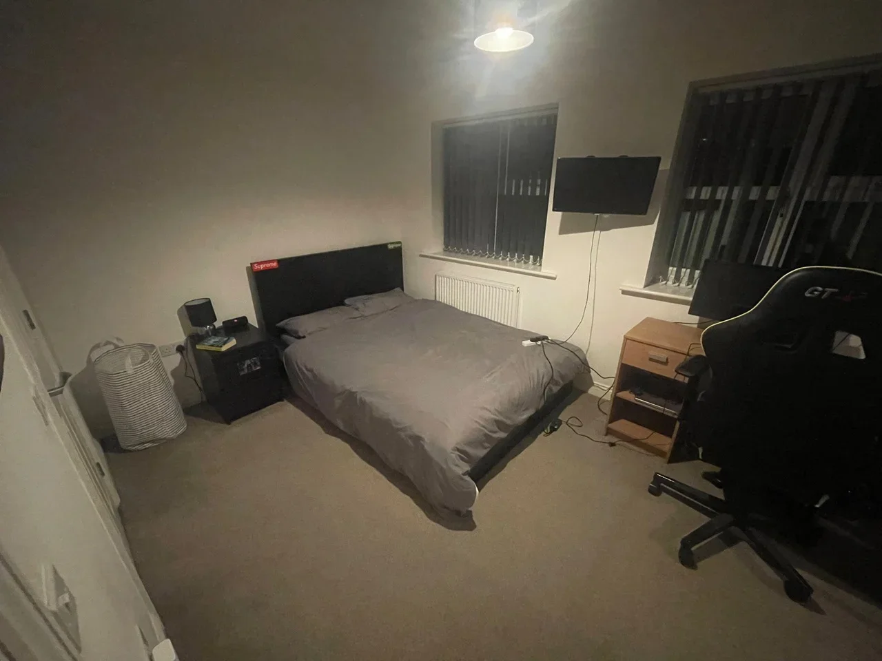 Room Broadleaf Gardens in Wolverhampton