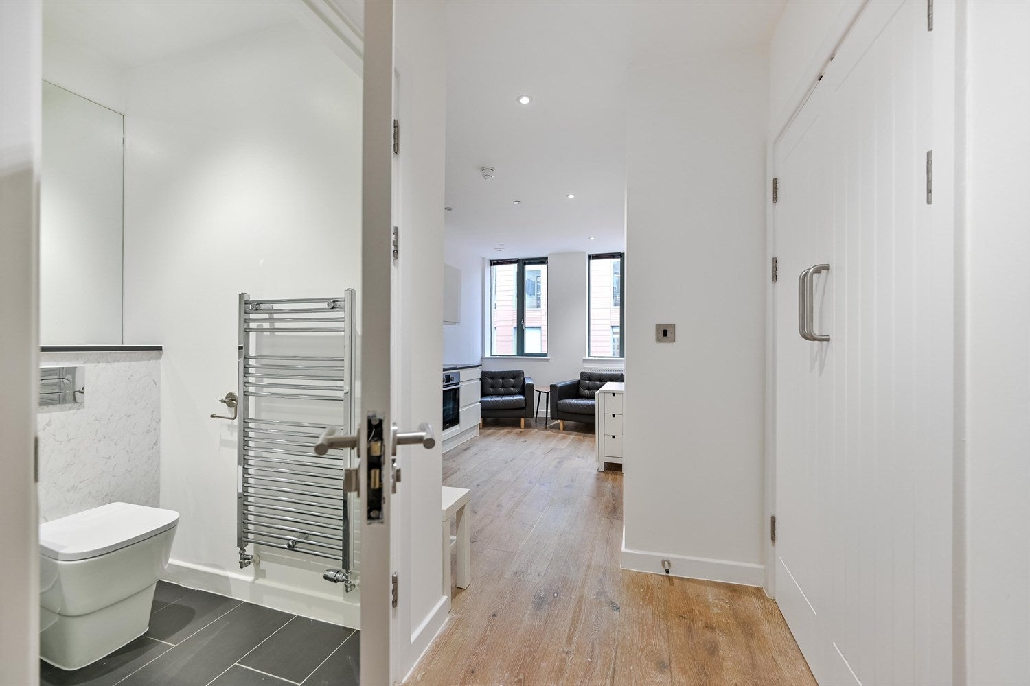 Flat Garrard Street in Reading