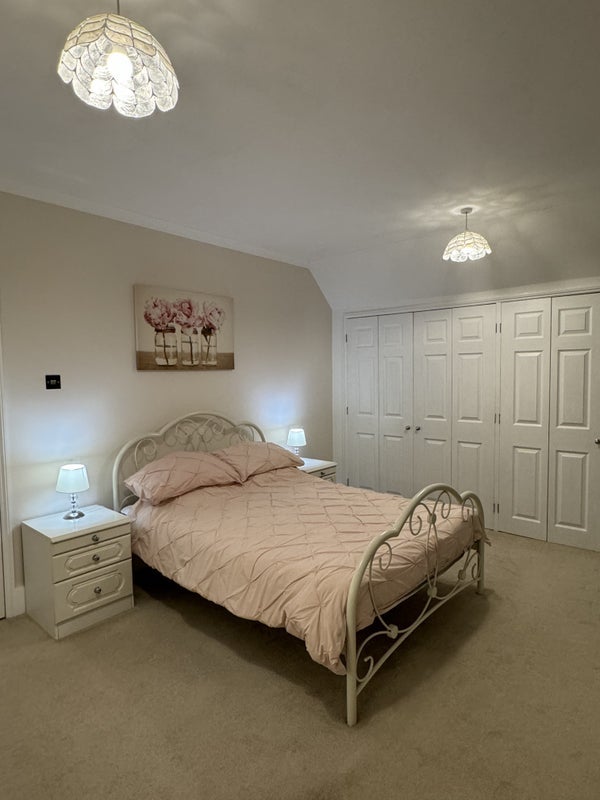 Room Balcombe Road in Crawley