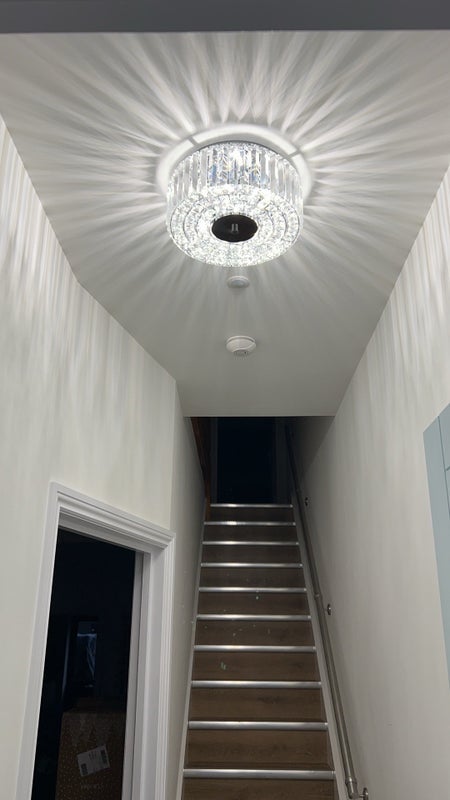Room Winter Avenue in Greater London