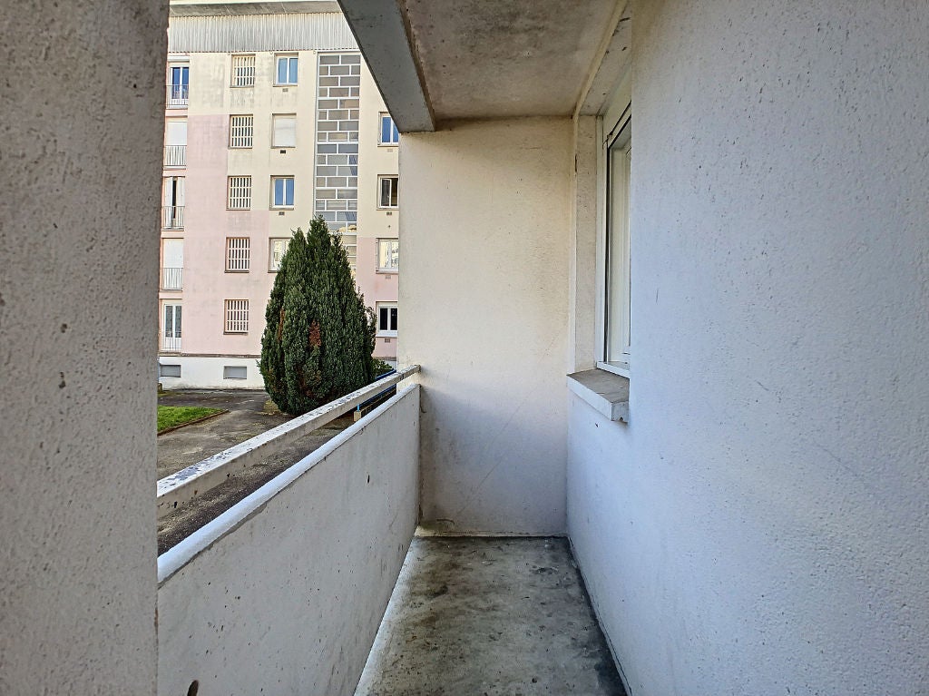 Flat Avenue Léon Blum in Quimper