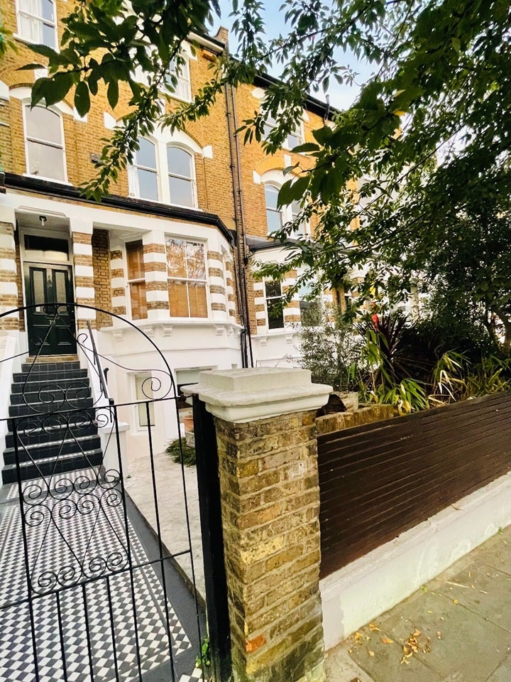 Flat Saint Lawrence Terrace in Greater London